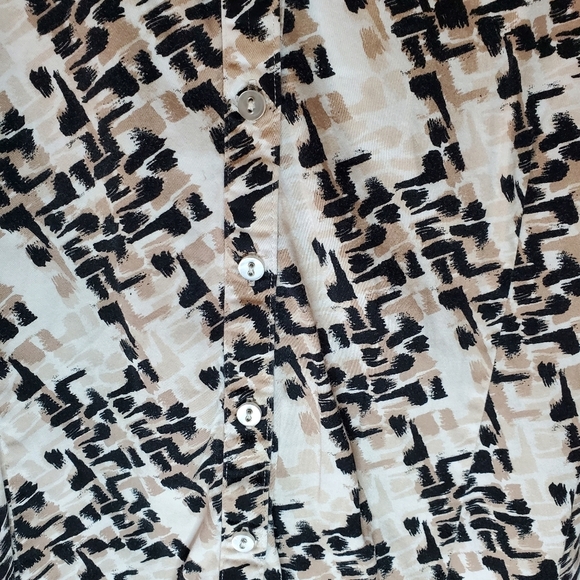 🍁Cute Plus Size Button Down Top Size 2X - Picture 2 of 5